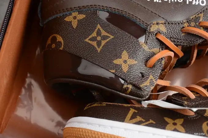 Cheap TB AQ0818-158 x AJ1 Off-Louis Jordan Air 1 OW 0512